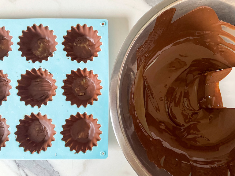 Fluted silicone mould and a bowl of melted chocolate