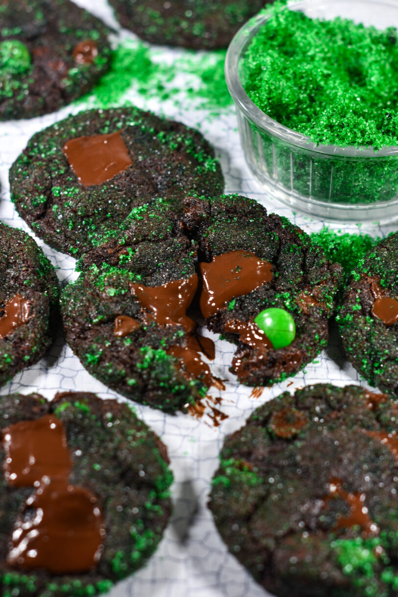Chocolate mint cookies and bowl of sugar