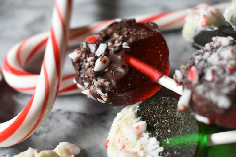 Peppermint Christmas lollipops