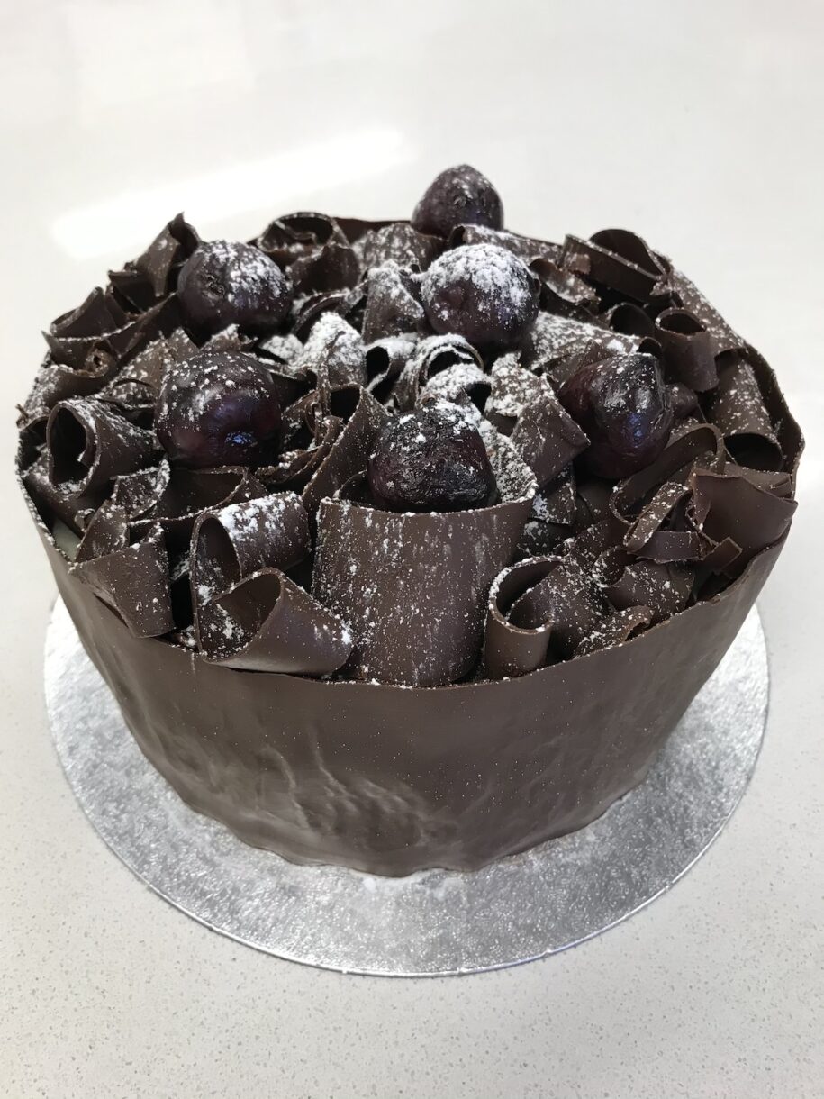 Gateau foret noire (Black forest cake)