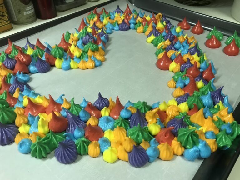 Rainbow meringue heart