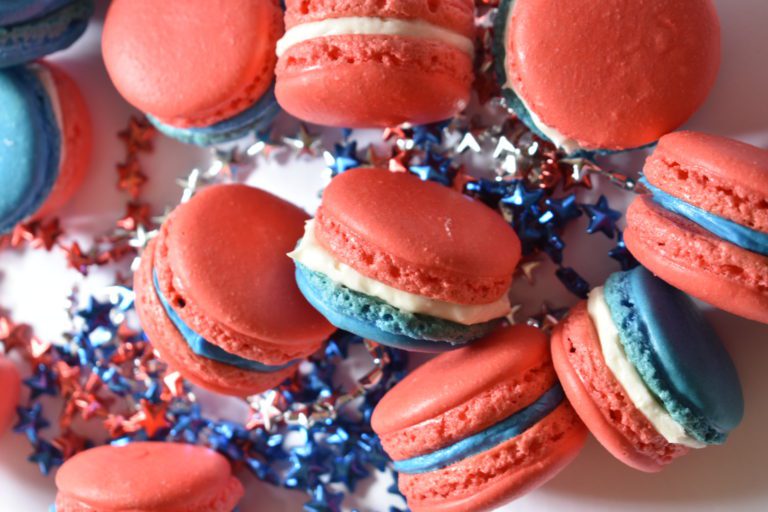 Patriotic macarons