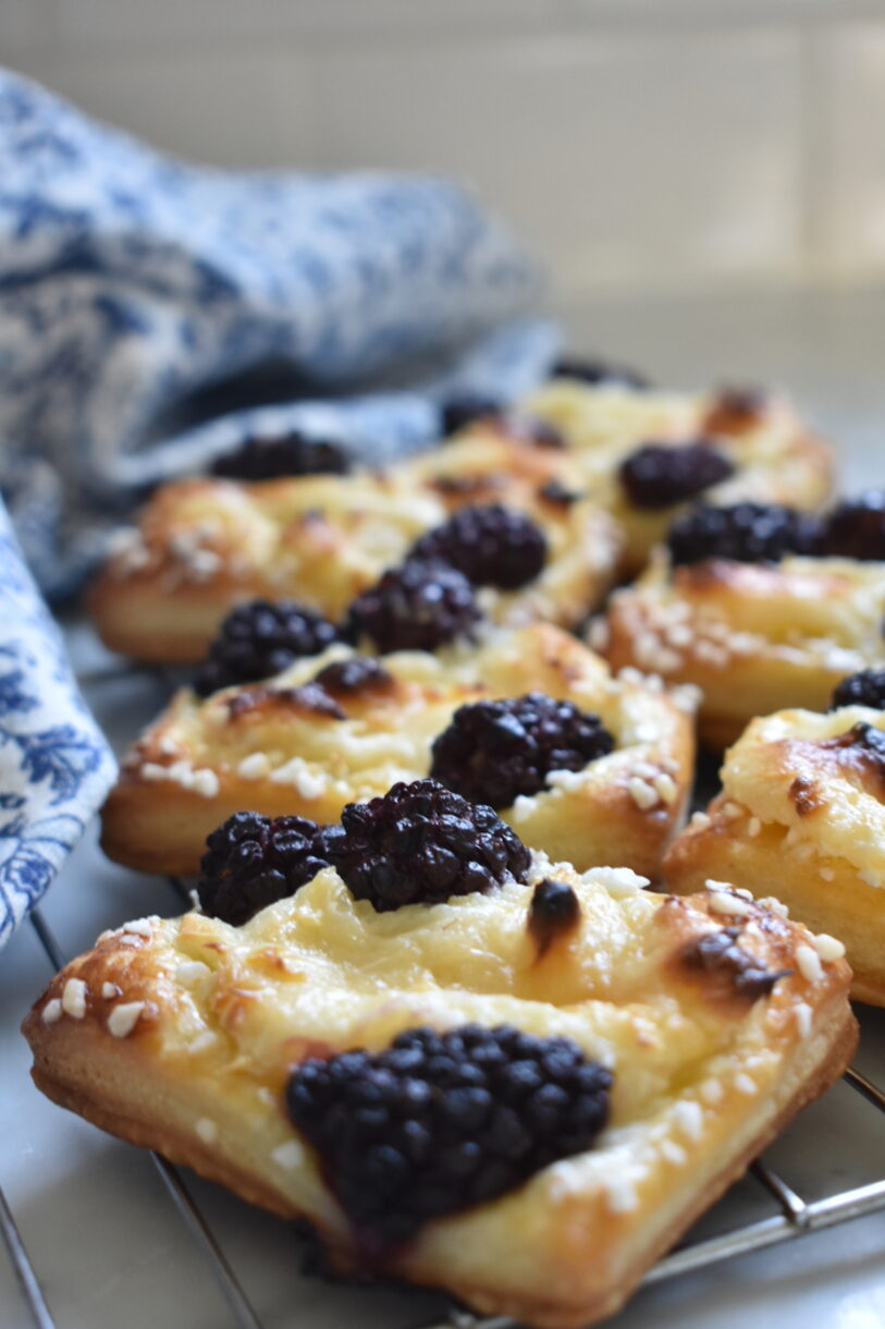 Blackberry cream cheese pastries 