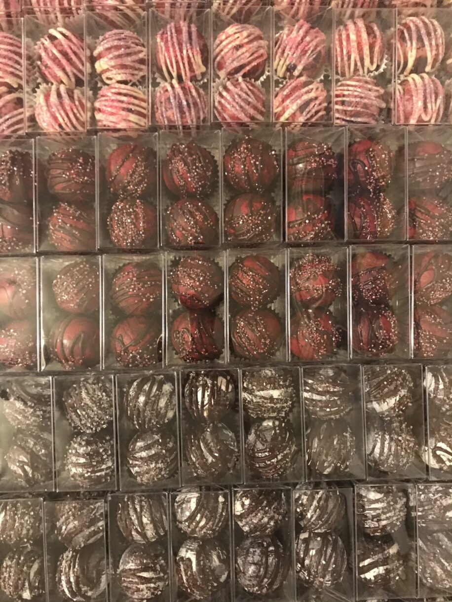 Hot chocolate bombs in clear boxes