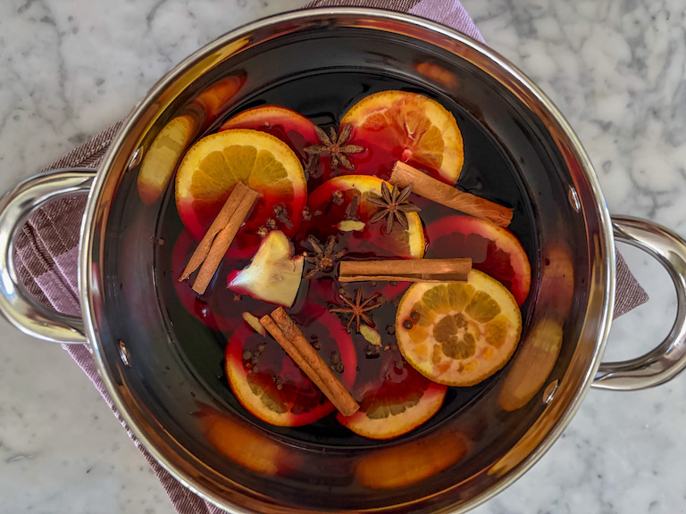 a pot of mulled wine before simmering