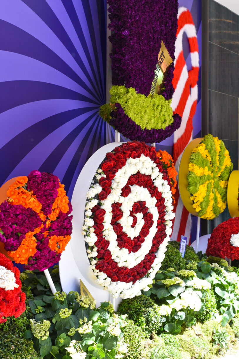 Willie Wonka themed floral display