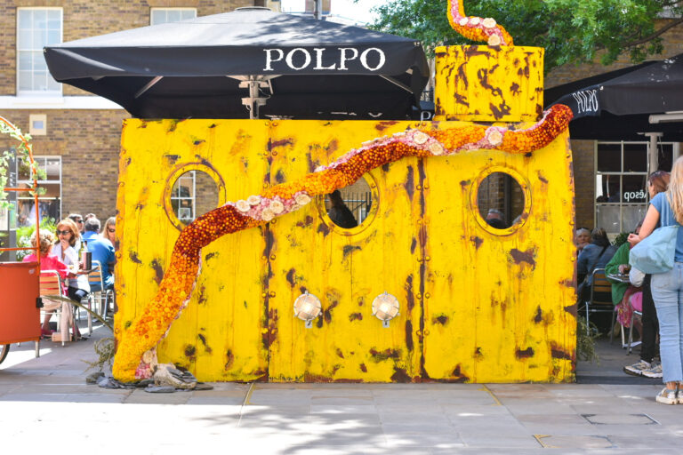 Yellow submarine in Sloane Square, London