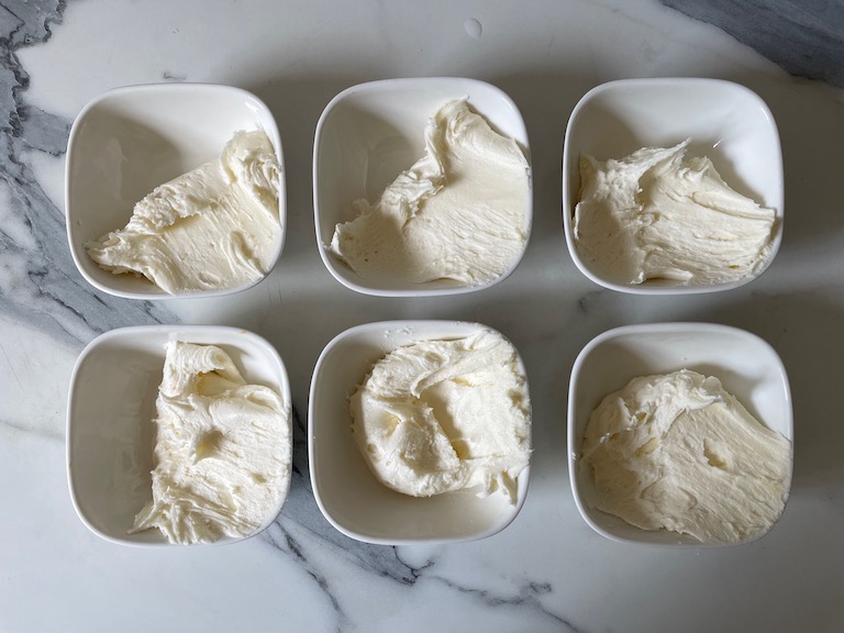 bowls of white buttercream