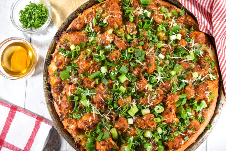 Buffalo cauliflower pizza