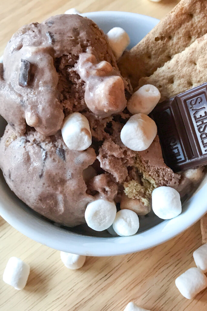 S'mores ice cream in a bowl