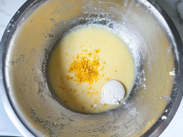 Brie cream with orange zest and flour