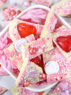 A bowl of Valentine's Day chocolate bark