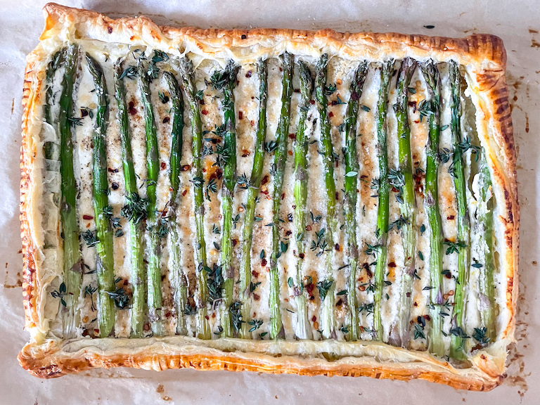 Goat cheese and asparagus tart