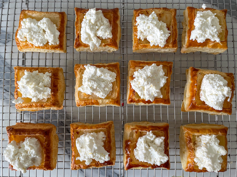 Puff pastry squares with dollops of ricotta