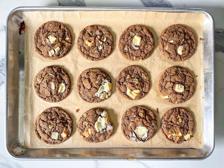 tray of freshly baked chai cookies