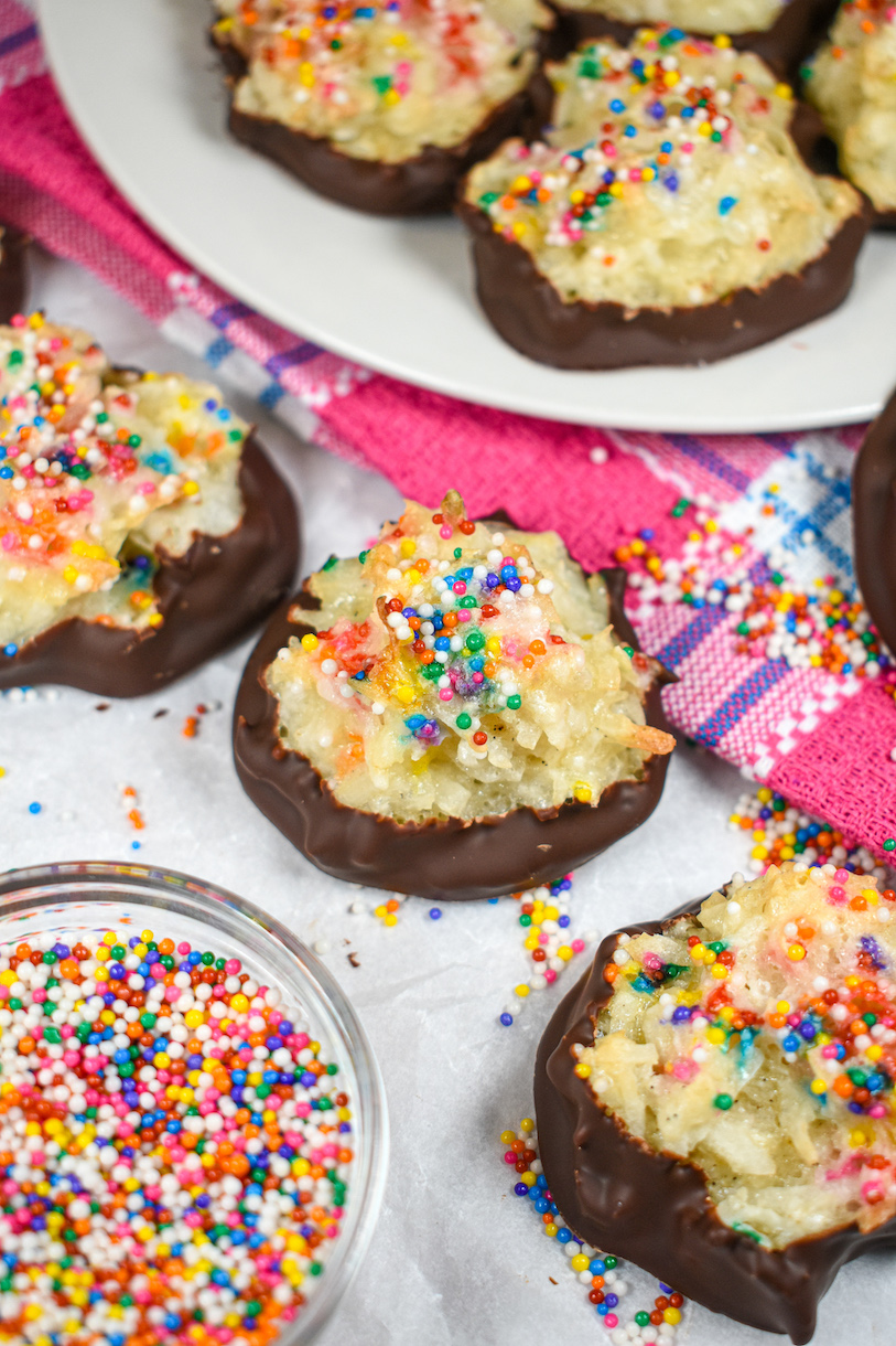 Chocolate dipped birthday cake macaroons