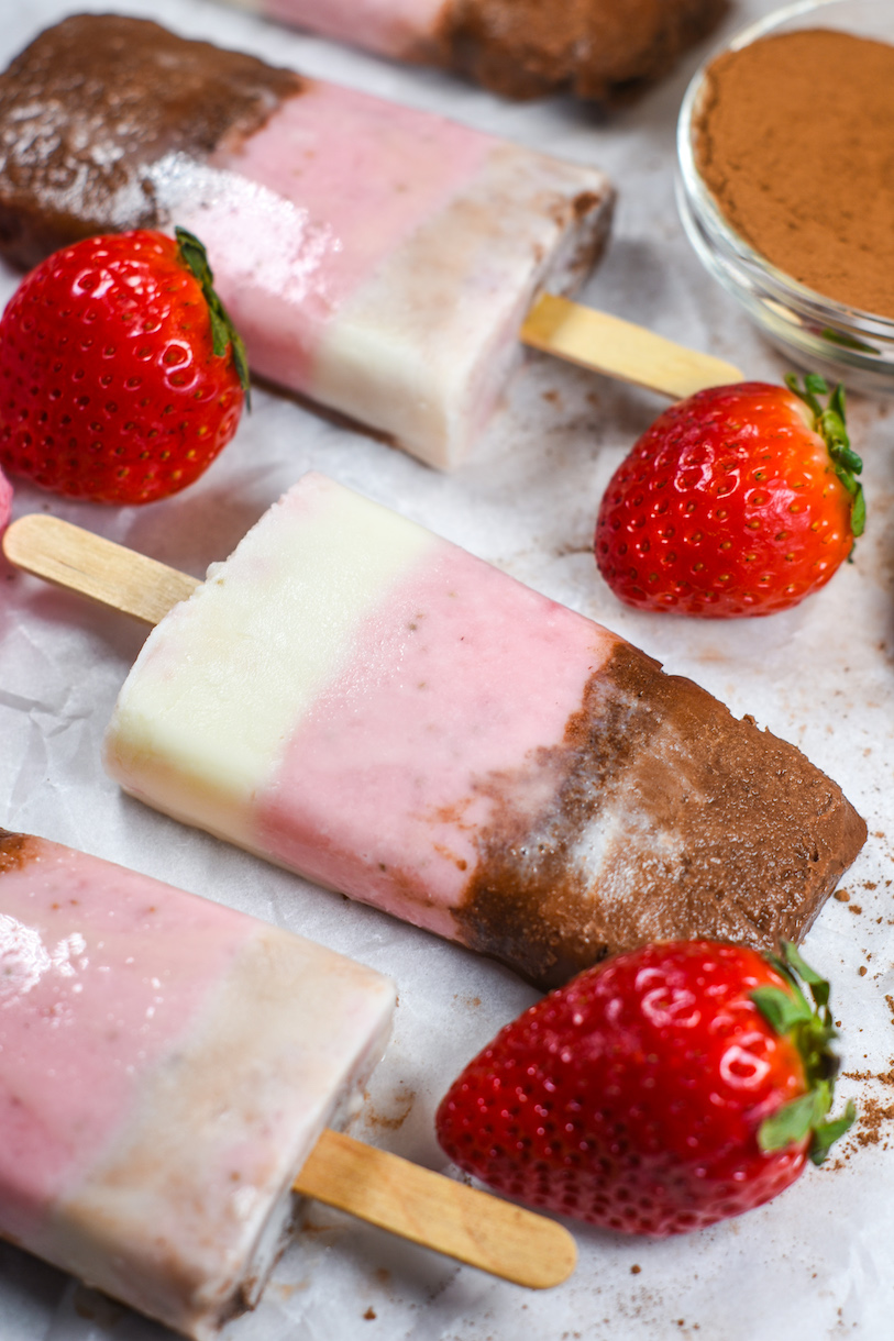 vanilla chocolate strawberry ice cream popsicles