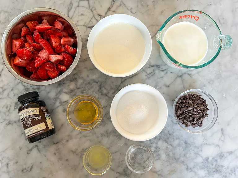 Chocolate strawberry ice cream ingredients