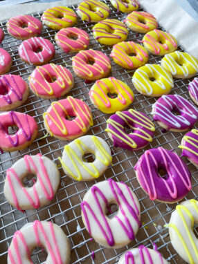 Homemade Party Ring Biscuits (British Party Rings) • baste cut fold