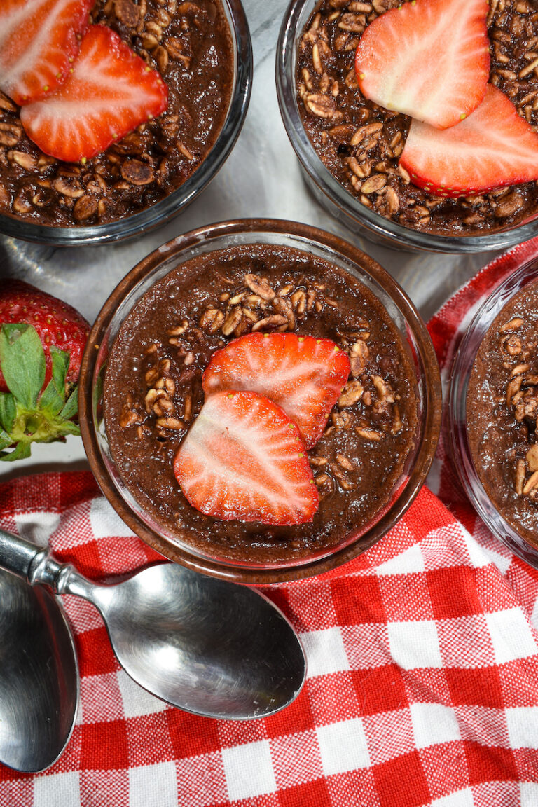 Chocolate Strawberry Overnight Oats