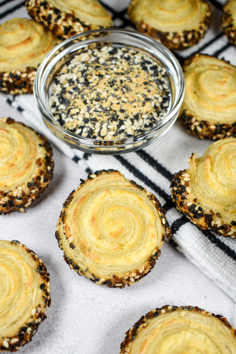 Everything Bagel Puff Pastry Pinwheels with Cream Cheese