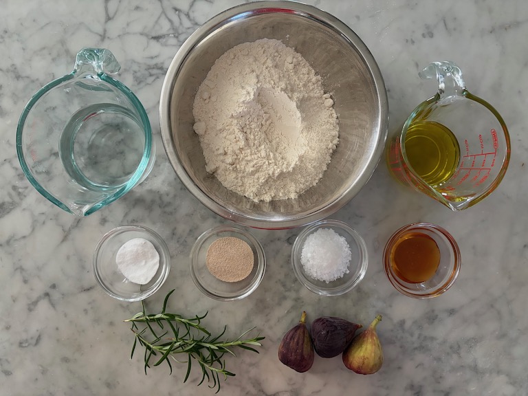 Fig focaccia ingredients
