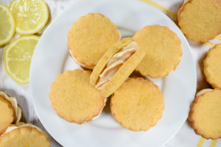 A plate of lemon cream cookies