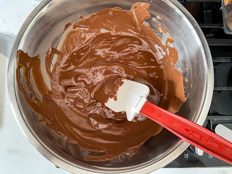 A bowl of melted chocolate