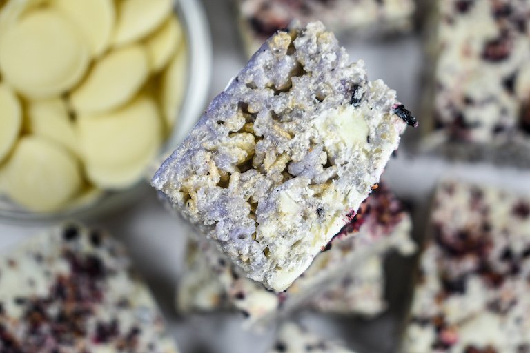 A blueberry krispie treat turned on its side