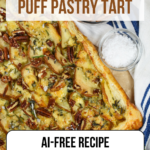 Puff pastry tart with blue cheese and pears