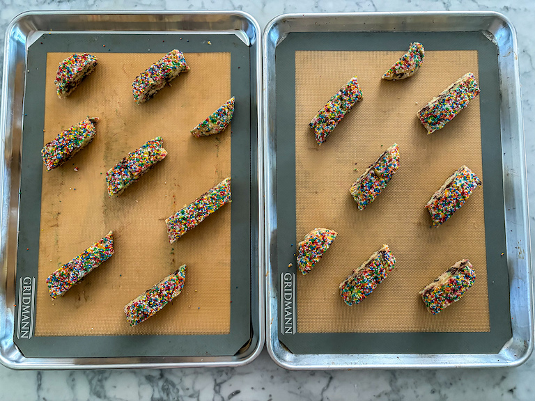 Biscotti slices arranged on two trays