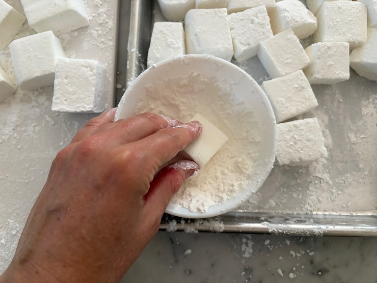 dusting marshmallows with powder
